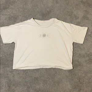 garage white cropped tee